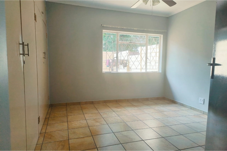 To Let 2 Bedroom Property for Rent in Rustenburg Central North West